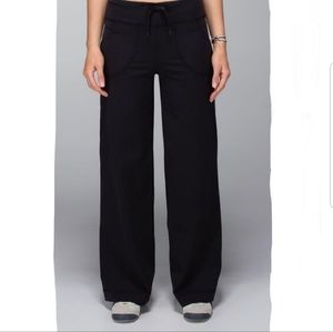 Lululemon still pant
